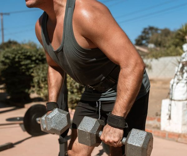 Man in a state of concentration during a workout.